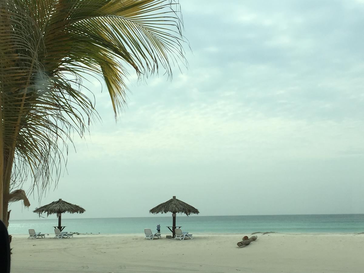 Beach Resort Salalah Luaran gambar